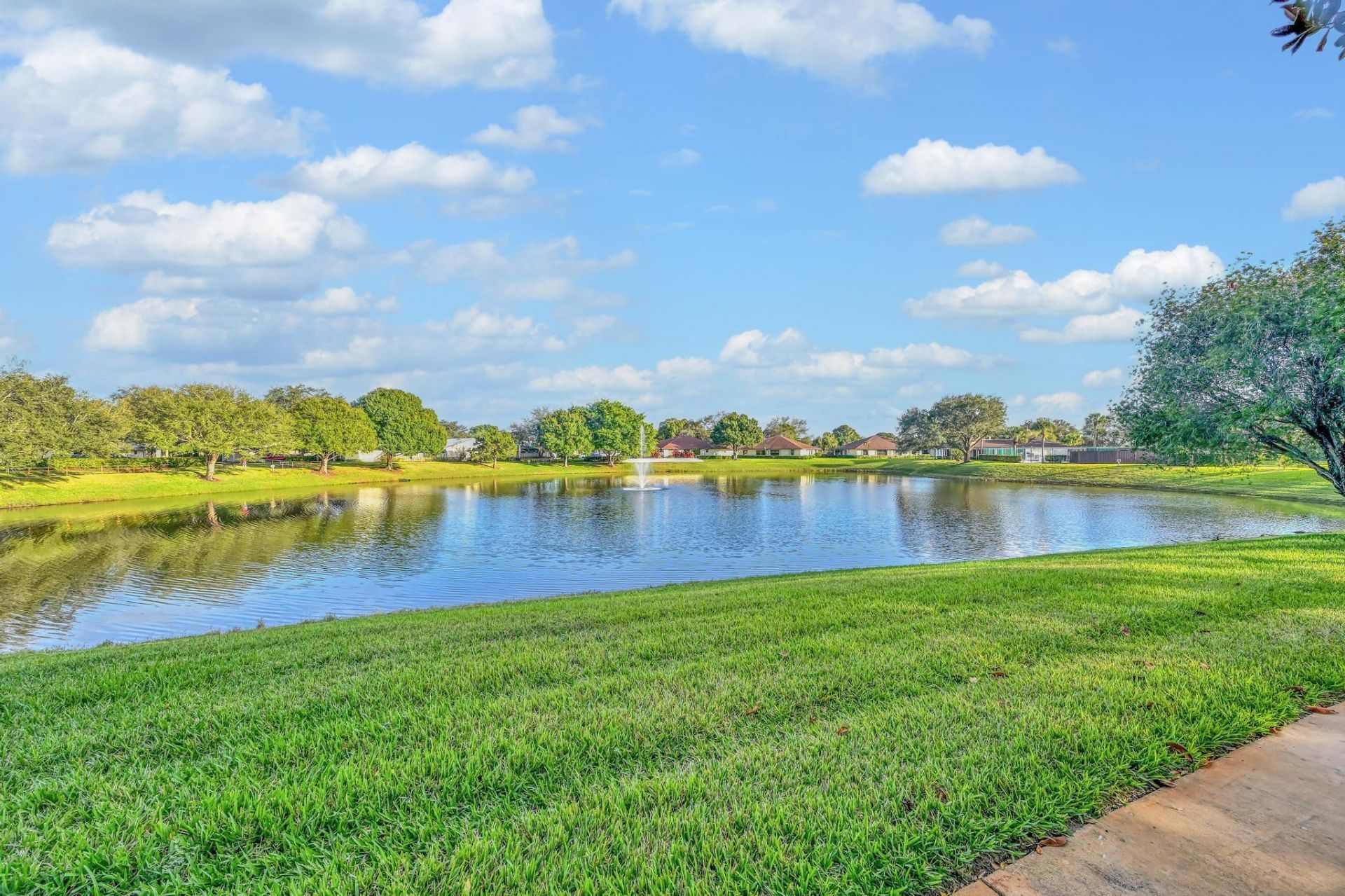 1707 Mariners Cove, Fort Pierce, FL 34950 Photo