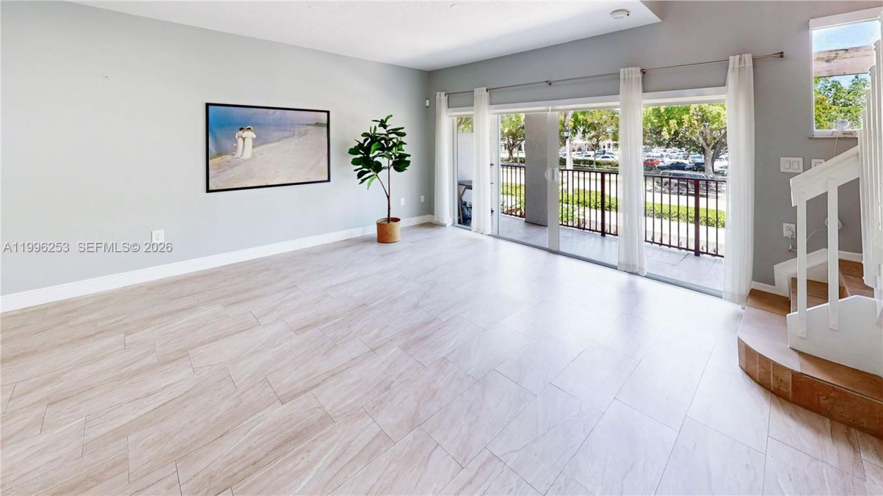 10101 SW 154th Cir Ct, Unit 107, Miami, FL 33196 Photo