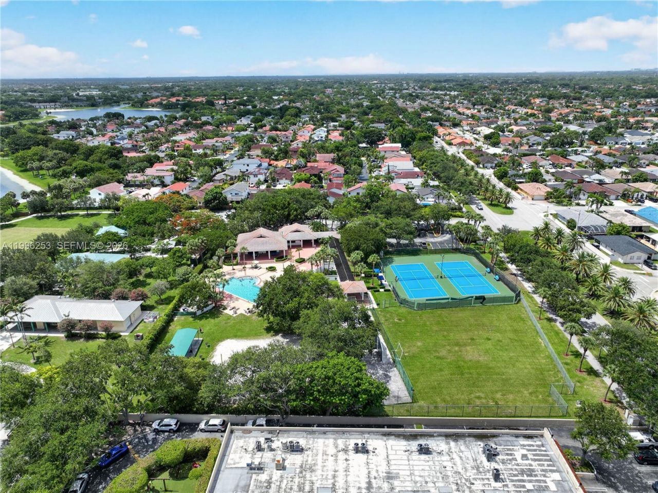 10101 SW 154th Cir Ct, Unit 107, Miami, FL 33196 Photo