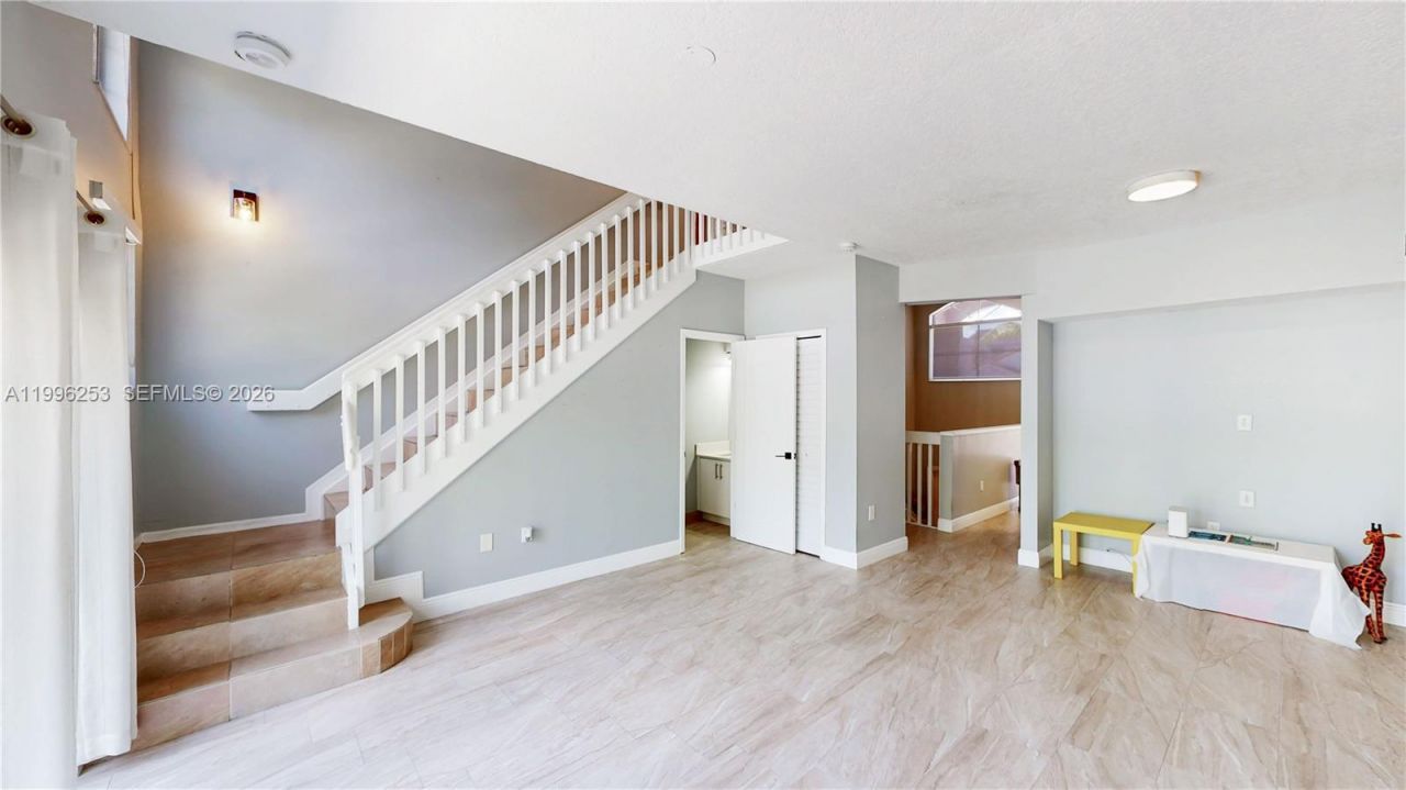 10101 SW 154th Cir Ct, Unit 107, Miami, FL 33196 Photo