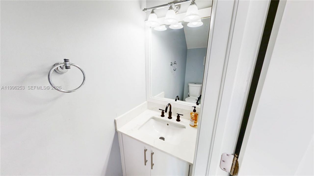 10101 SW 154th Cir Ct, Unit 107, Miami, FL 33196 Photo