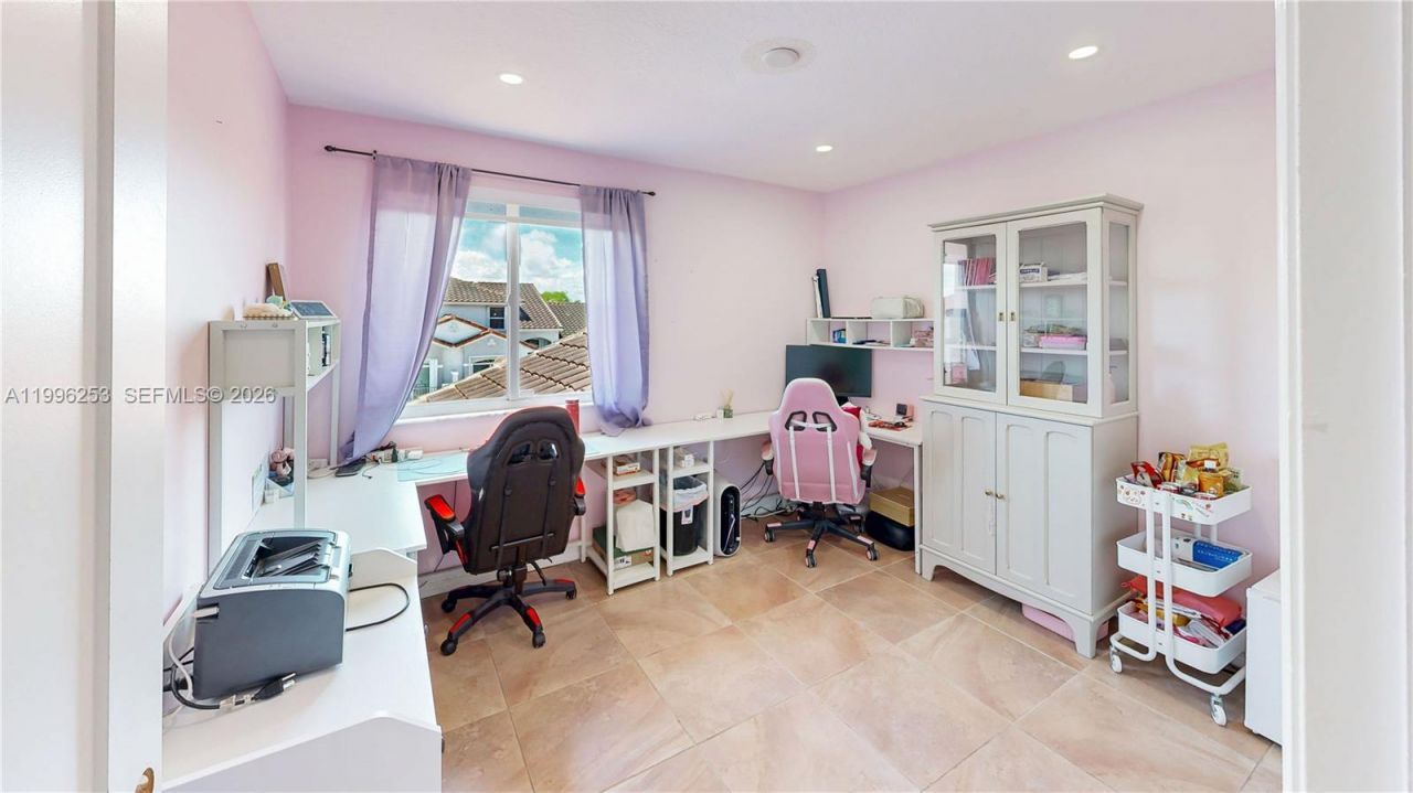 10101 SW 154th Cir Ct, Unit 107, Miami, FL 33196 Photo