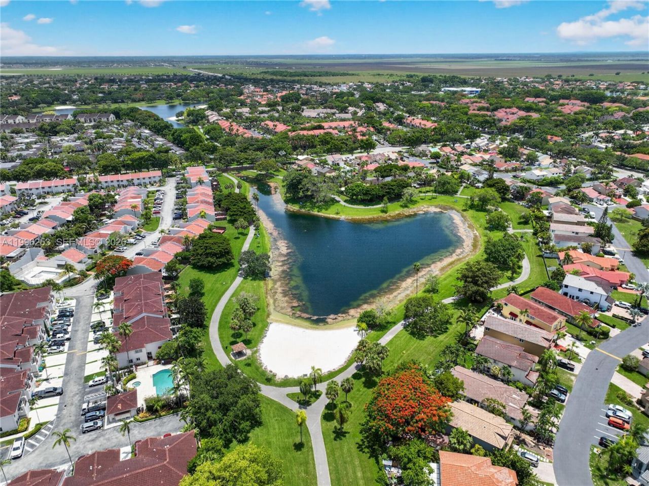 10101 SW 154th Cir Ct, Unit 107, Miami, FL 33196 Photo