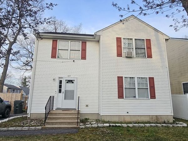 289 Morton St, Springfield, MA 01119
