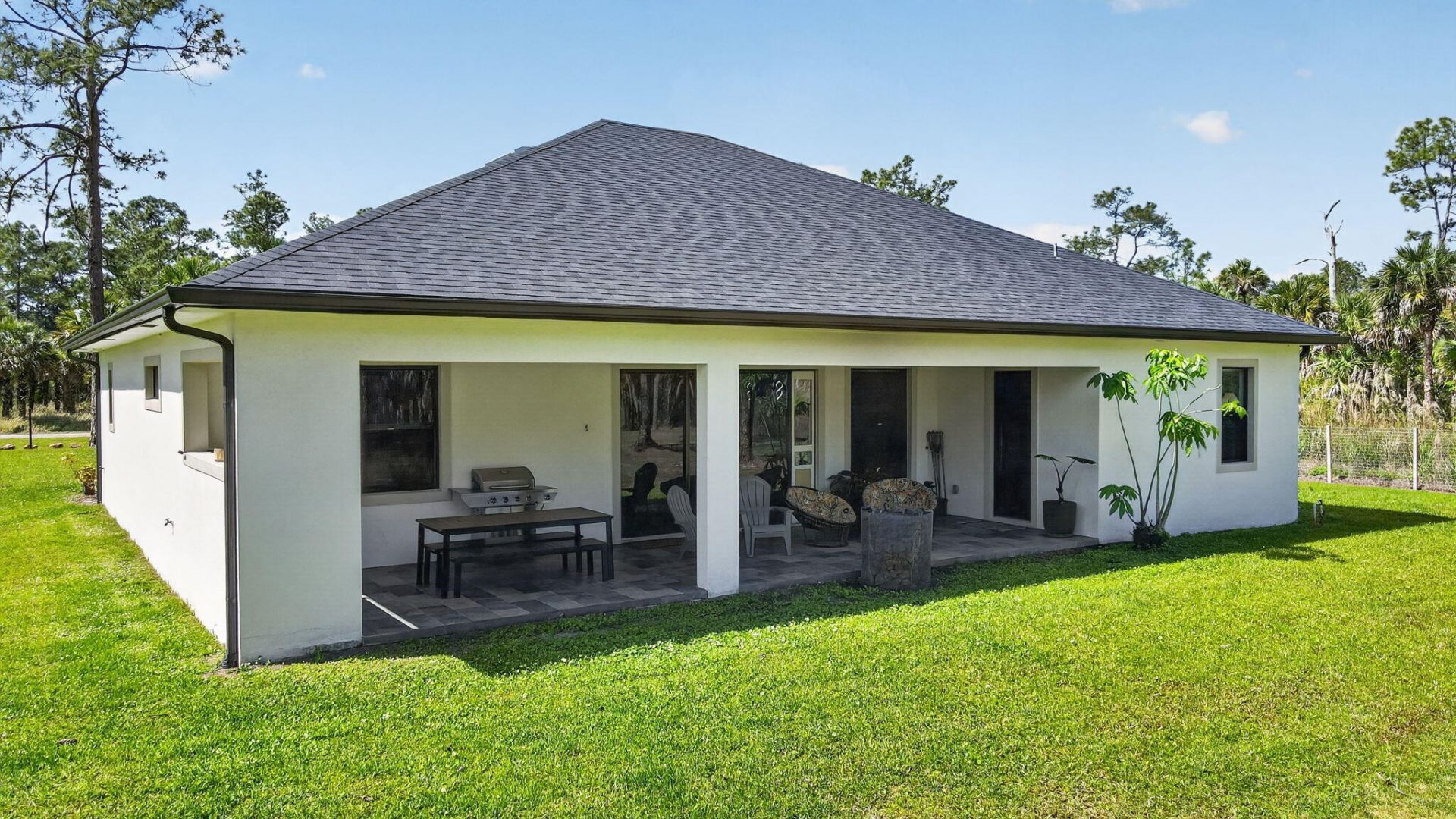 3263 SE 40th Ave Avenue Se, Naples, FL 34117 Photo