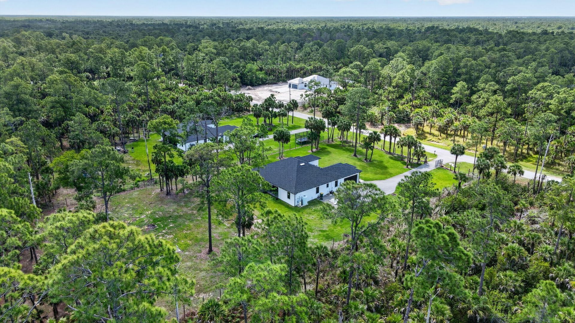 3263 SE 40th Ave Avenue Se, Naples, FL 34117 Photo