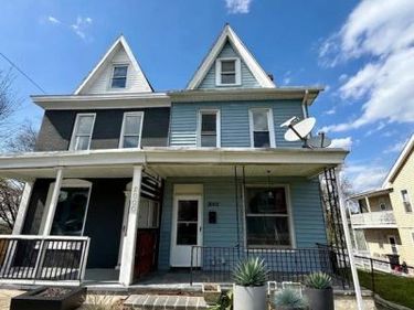 2002 FORSTER STREET, HARRISBURG, PA 17103