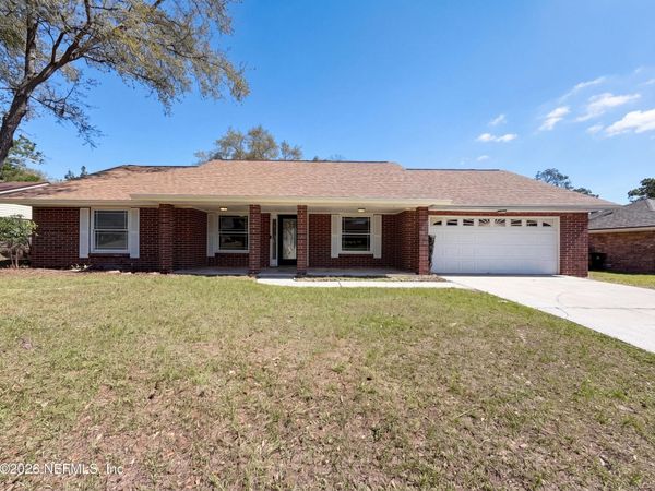2621 SANDLEWOOD Circle, Orange Park, FL 32065