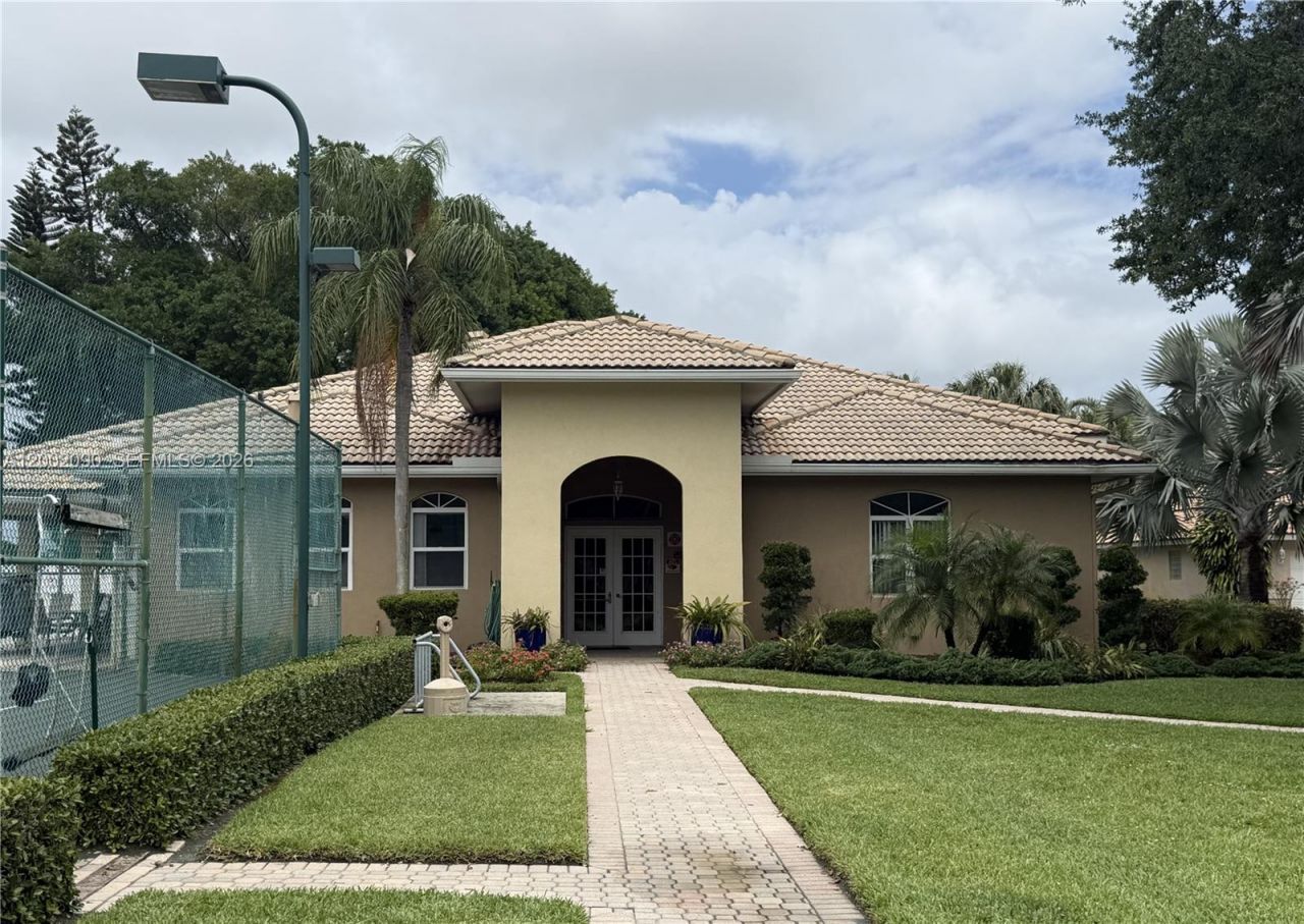 5291 Grande Palm Cir , Delray Beach, FL 33484 Photo