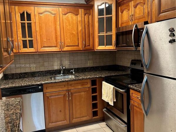 13250 SW 7th Ct, Unit 114L, Pembroke Pines, FL 33027