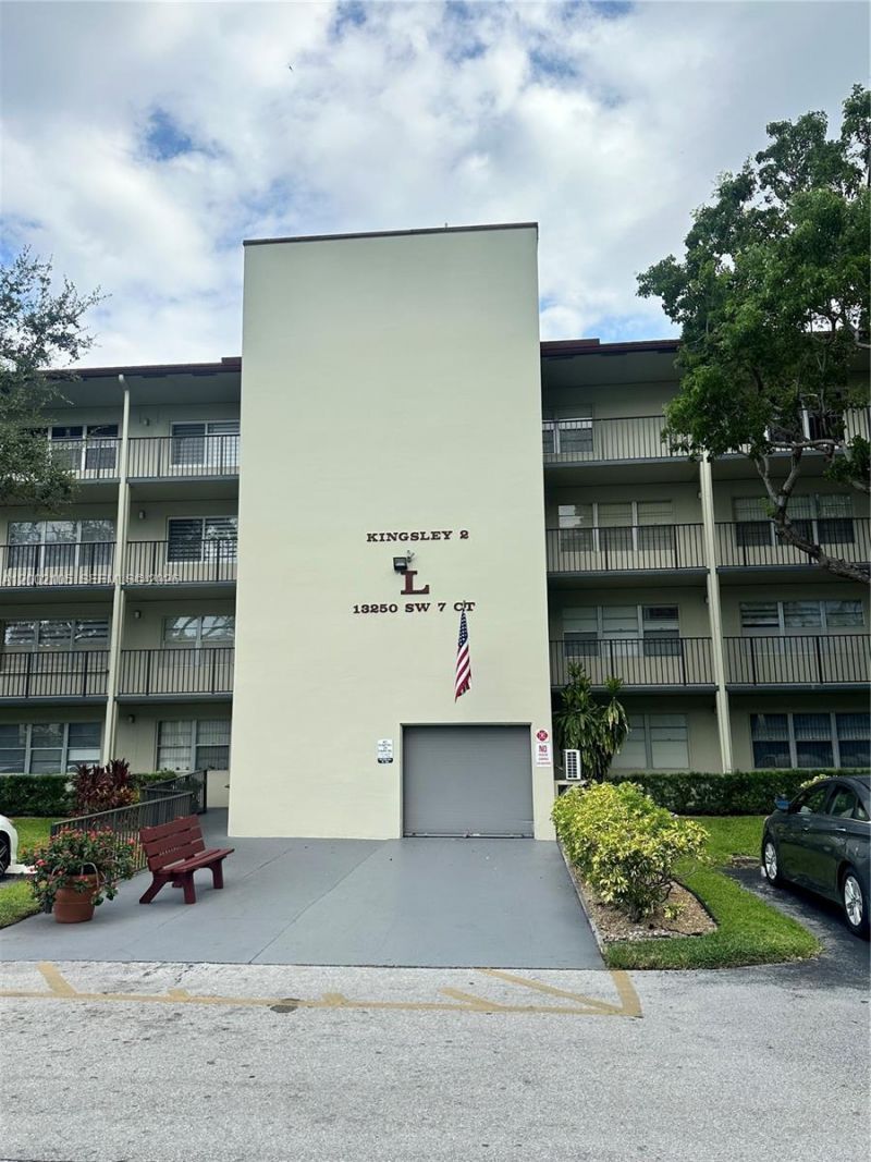 13250 SW 7th Ct, Unit 114L, Pembroke Pines, FL 33027 Photo