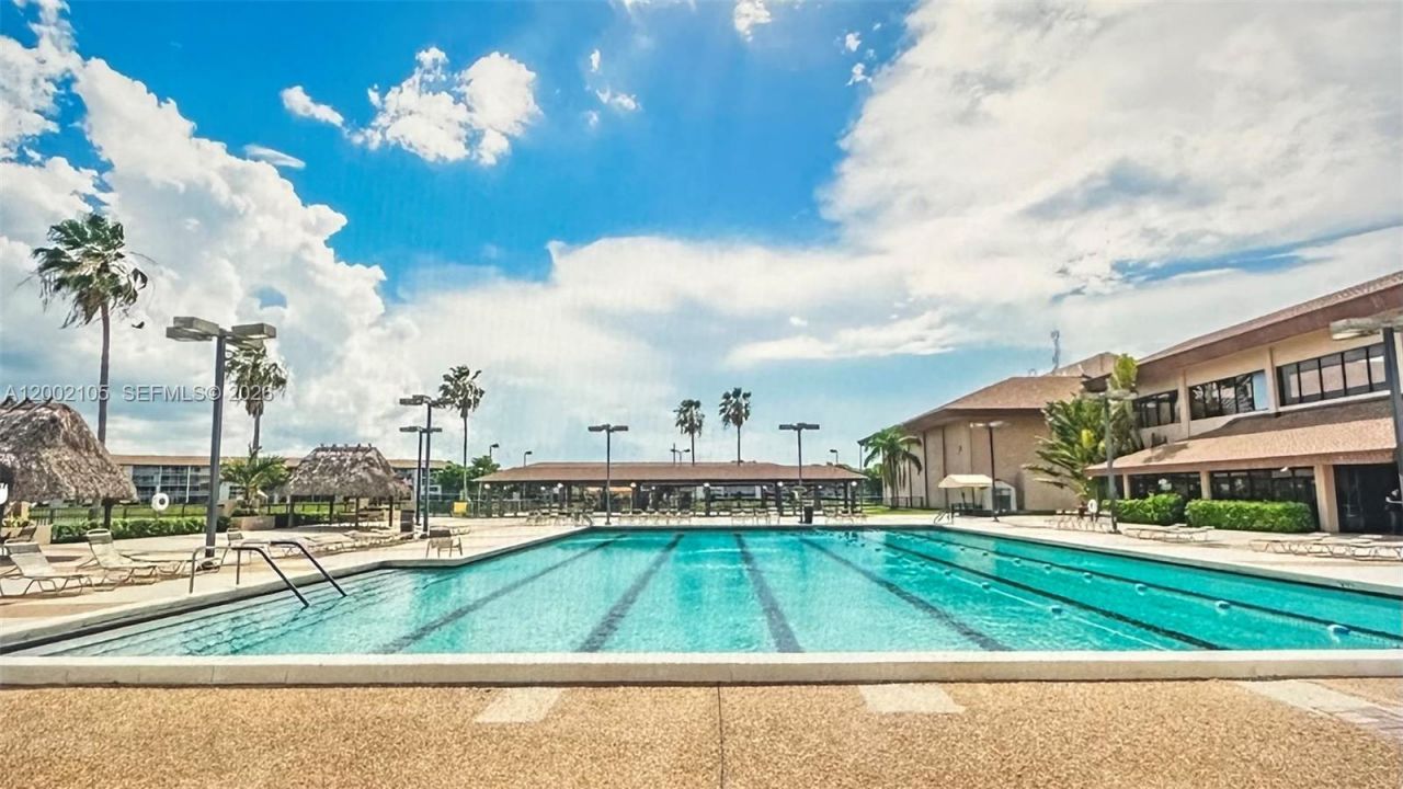 13250 SW 7th Ct, Unit 114L, Pembroke Pines, FL 33027 Photo