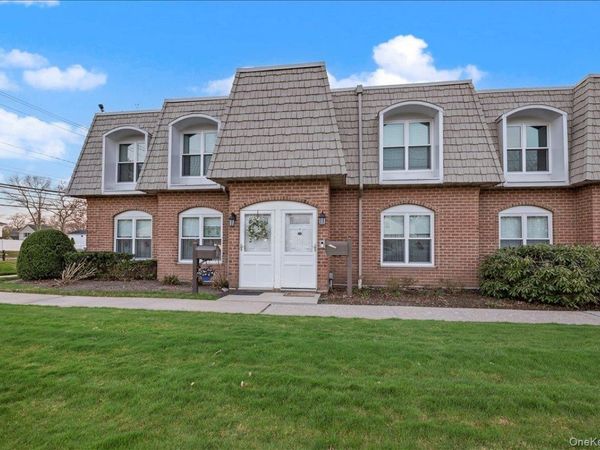 175 Main Avenue , Unit 158, Wheatley Heights, NY 11798