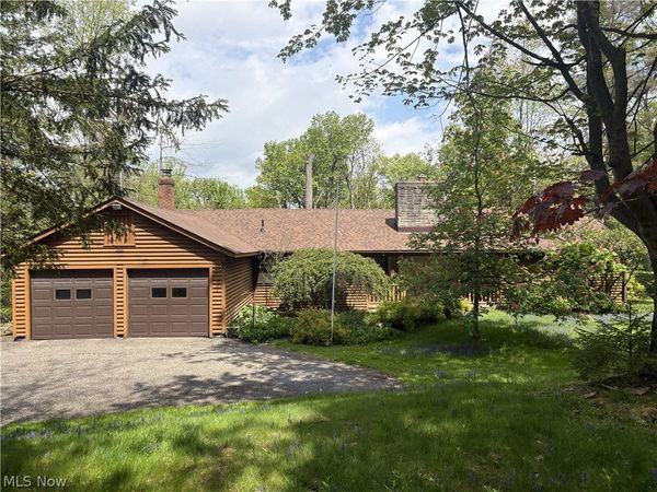 10200 Mayfield Road, Chesterland, OH 44026