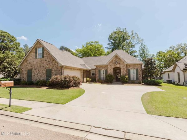 201 Evelyn Lane, Brandon, MS 39042