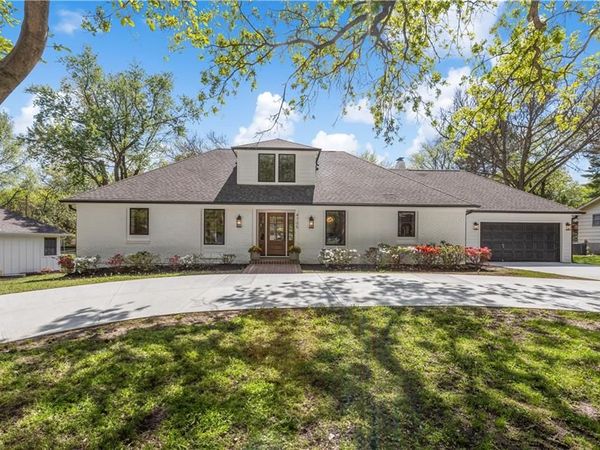 4705 W 81st Street, Prairie Village, KS 66208