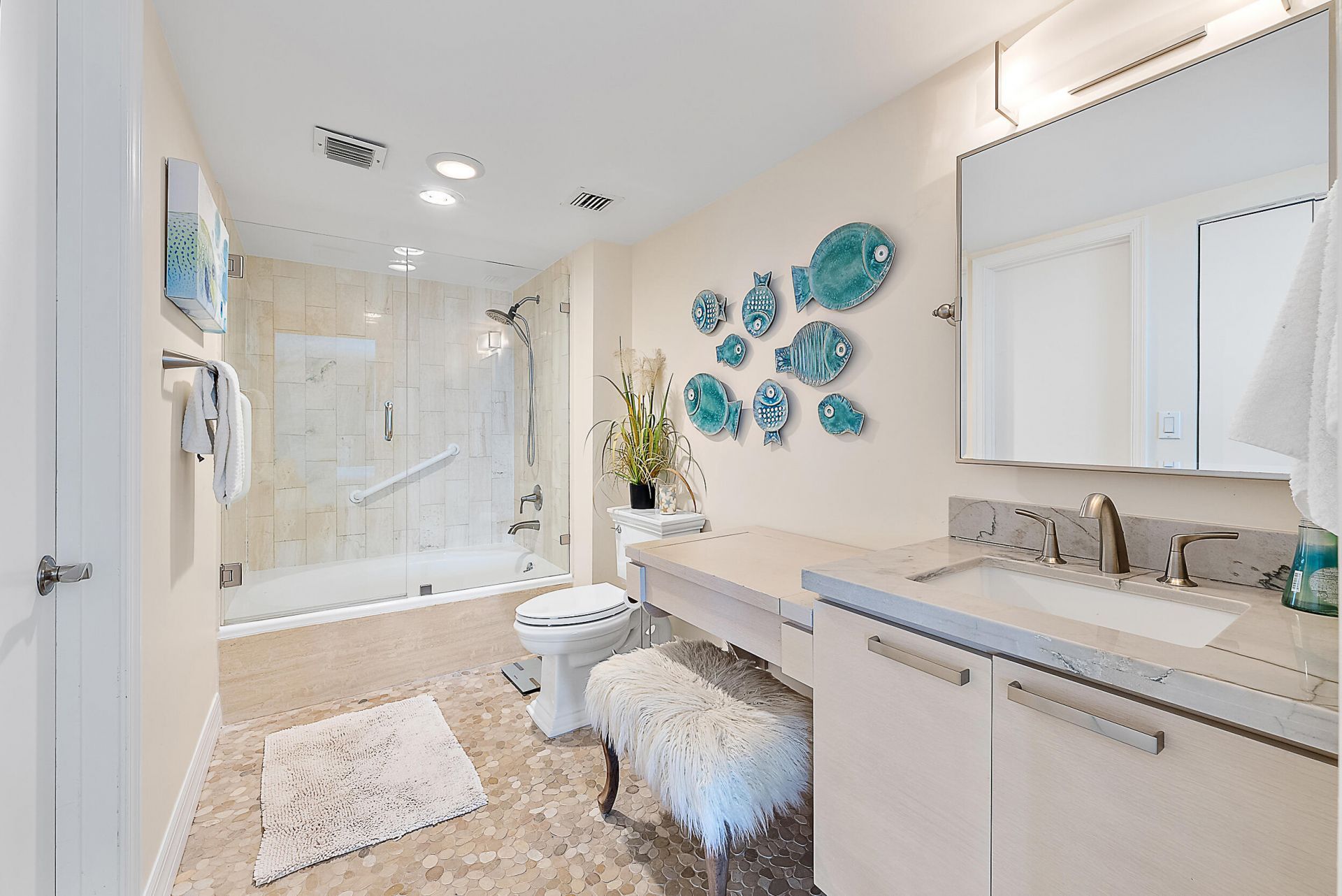 5200 N Ocean Drive, Unit 505, Singer Island, FL 33404 Photo