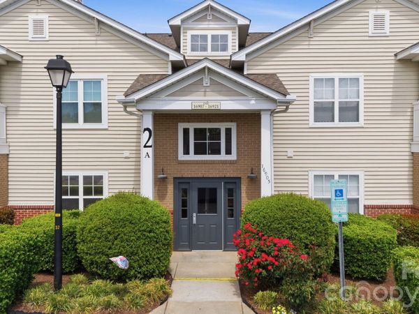 16917 Doe Valley Court, Cornelius, NC 28031