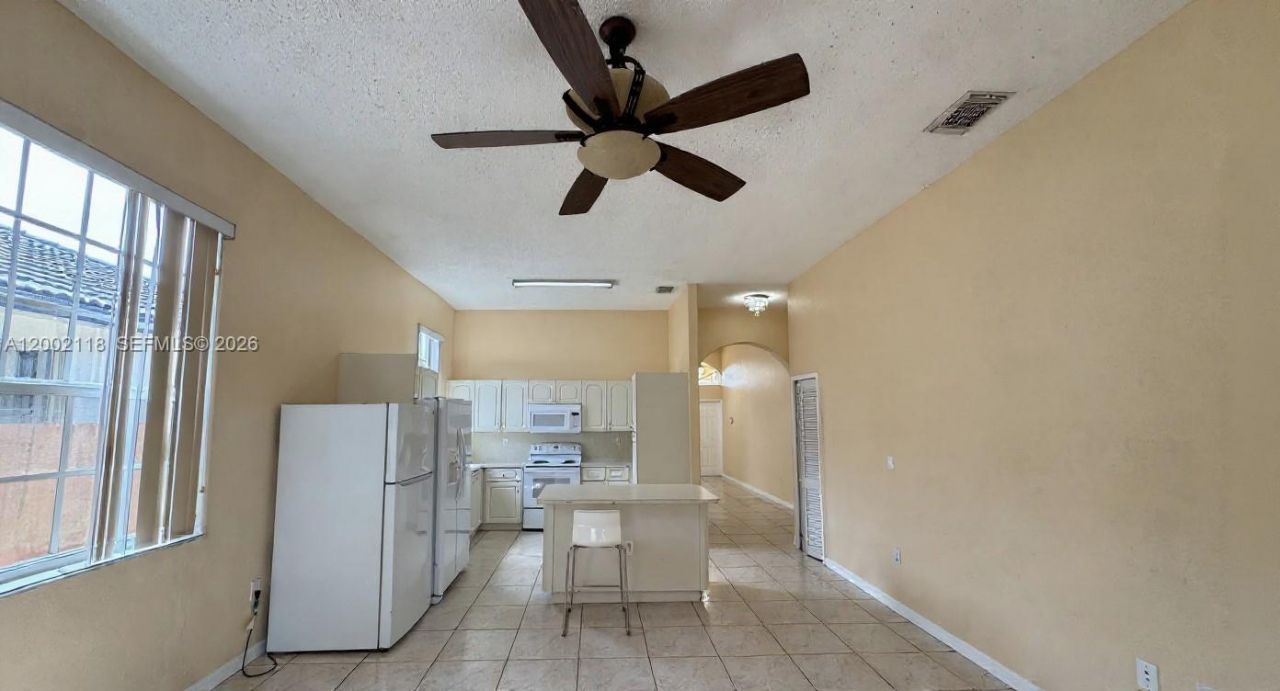 15339 SW 32nd Ter, Unit 15339, Miami, FL 33185 Photo