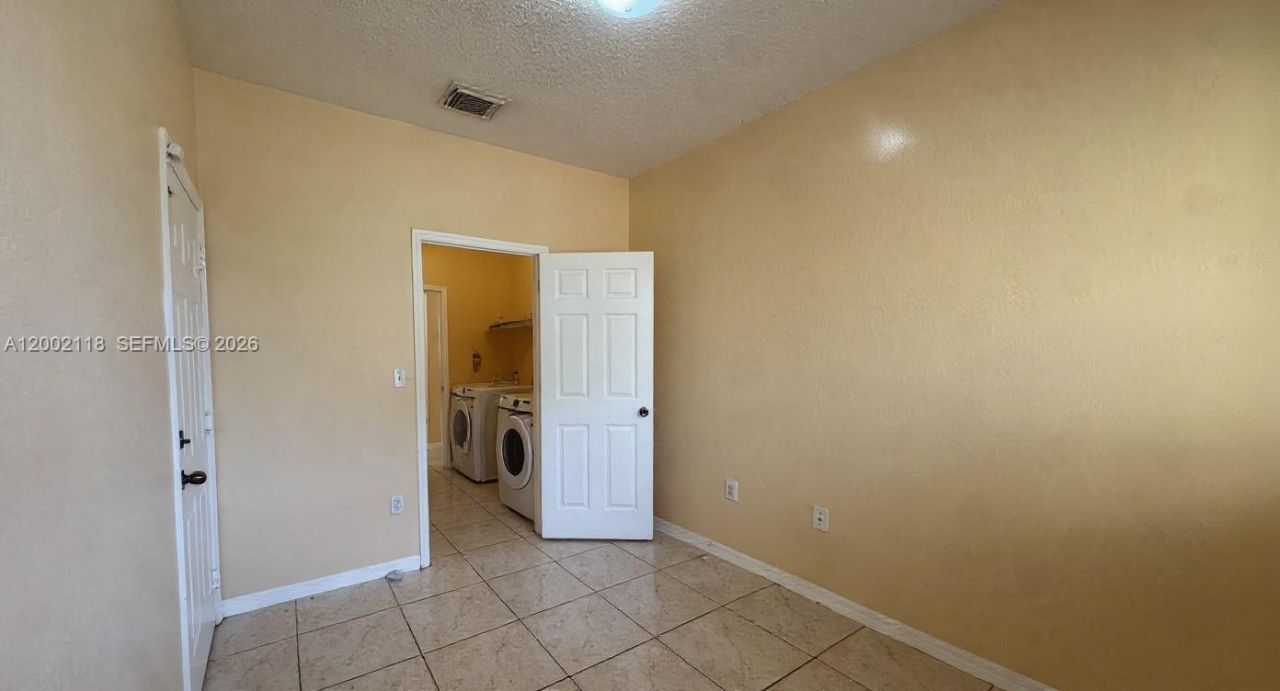 15339 SW 32nd Ter, Unit 15339, Miami, FL 33185 Photo