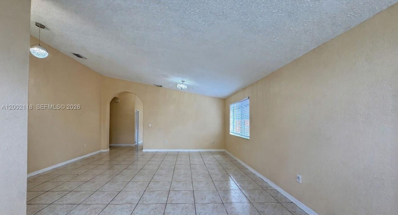 15339 SW 32nd Ter, Unit 15339, Miami, FL 33185 Photo