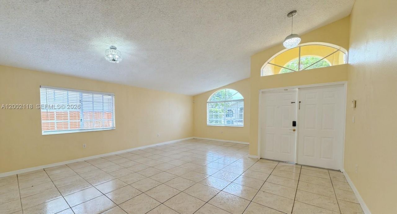 15339 SW 32nd Ter, Unit 15339, Miami, FL 33185 Photo