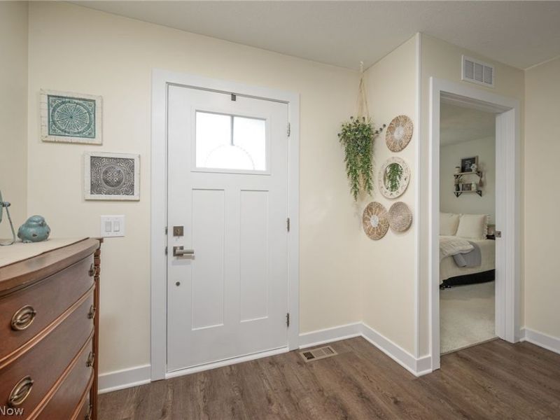 543 Swan Drive, Seville, OH 44273 Photo 4