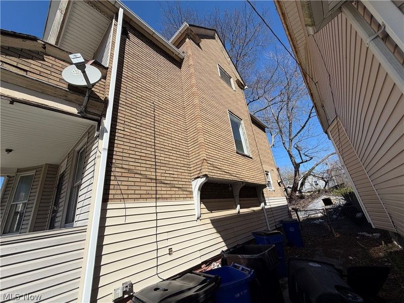 1319 E 114th Street, Cleveland, OH 44106 Photo 3
