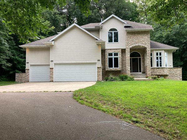 7000 Halifax Lane NW, Rochester, MN 55901