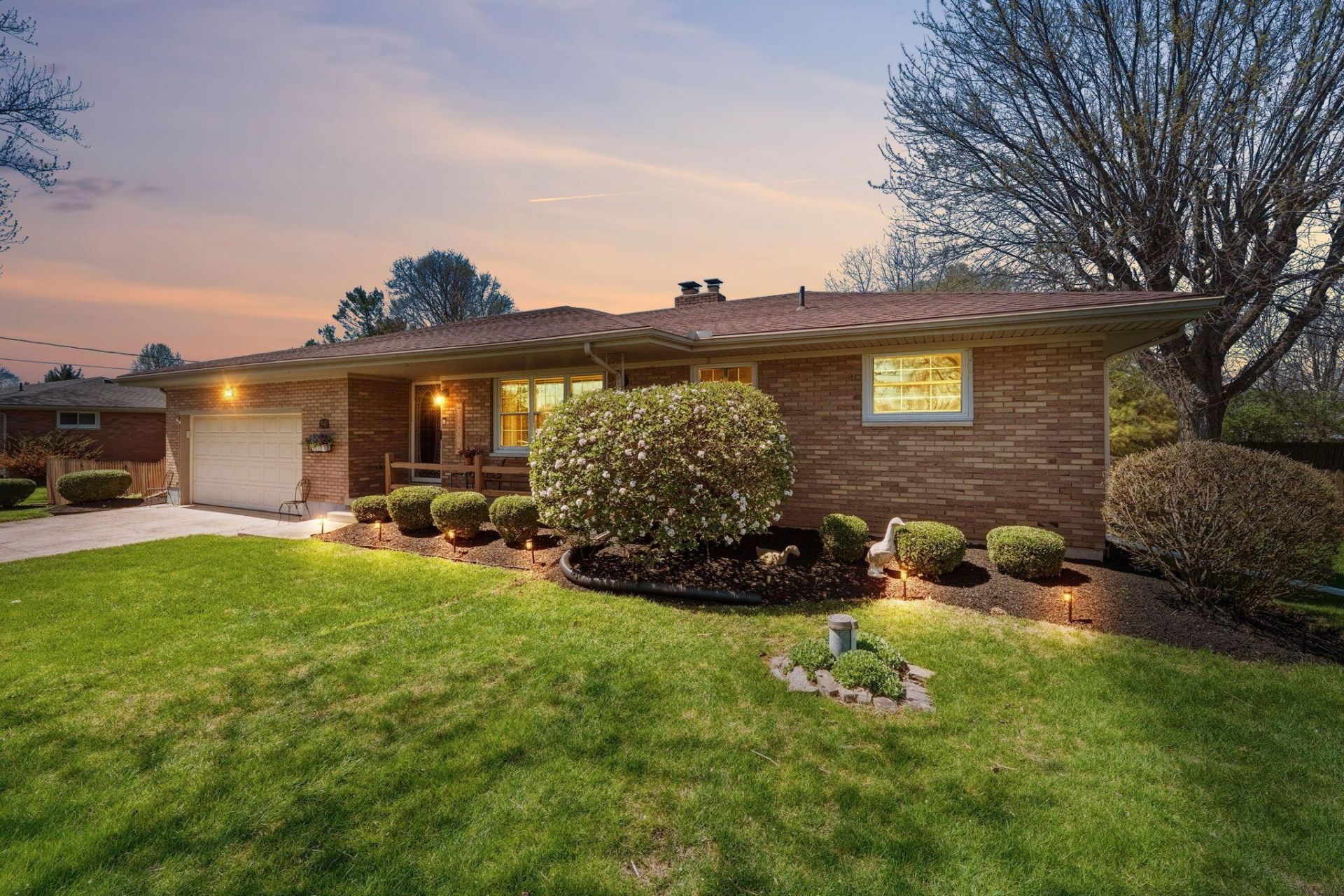 2945 Ashlar Drive , Springfield, OH 45503 Main Photo