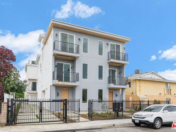 5248 Auckland Avenue, Unit 1/2, North Hollywood, CA 91601