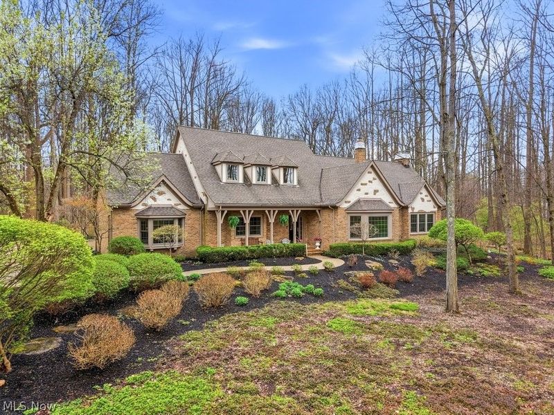 7751 Chagrin Road, Chagrin Falls, OH 44023 Photo 1