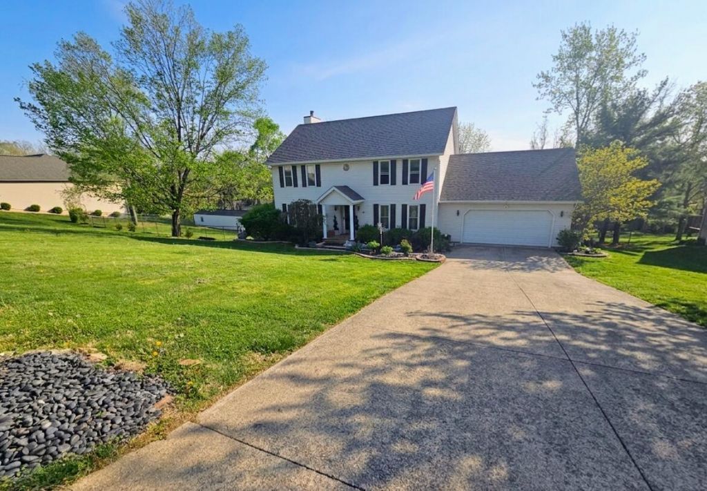 34 Ledgewood Drive, Chillicothe, OH 45601 Main Photo