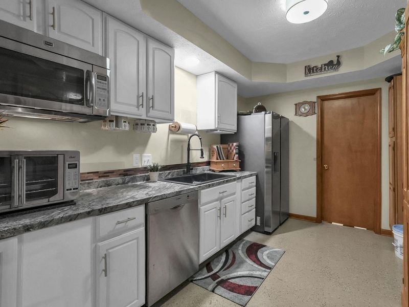 34 Ledgewood Drive, Chillicothe, OH 45601 Photo 41
