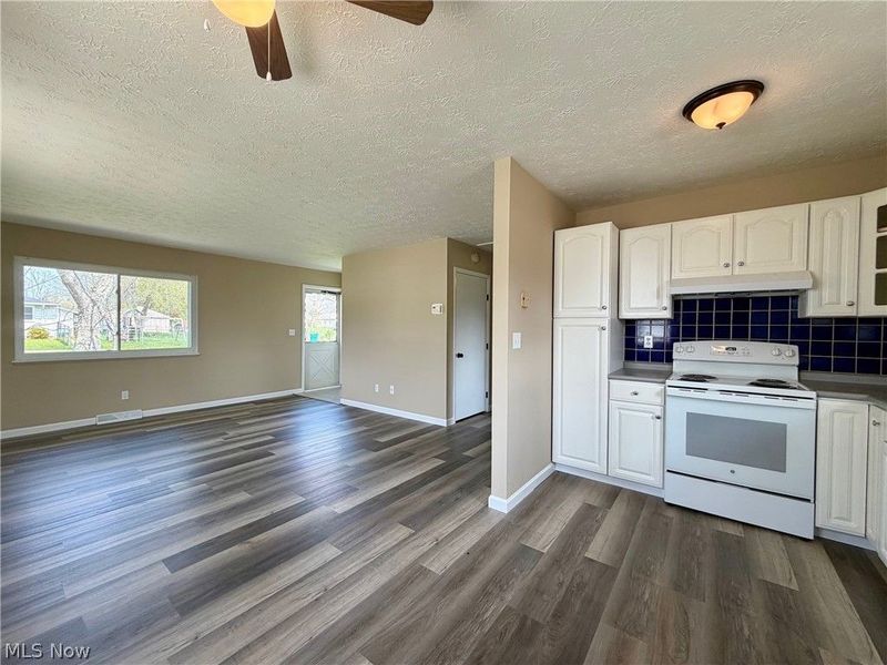 496 Crickett Road, Chardon, OH 44024 Photo 11