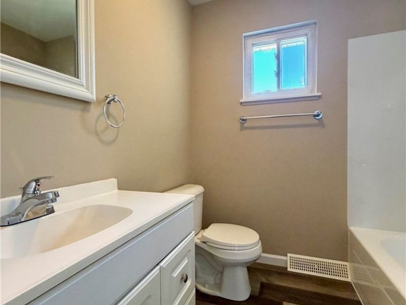 496 Crickett Road, Chardon, OH 44024 Photo 12