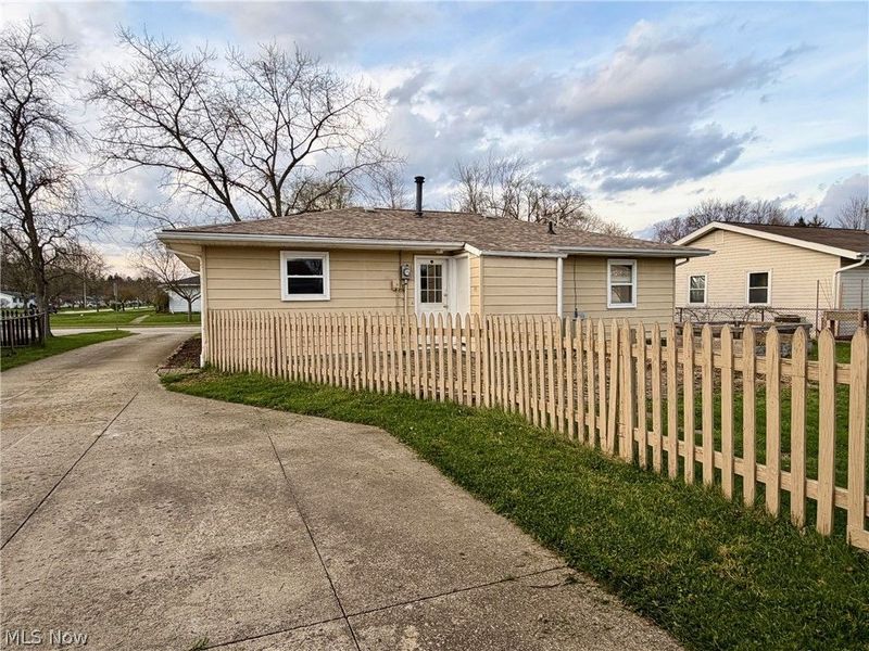 496 Crickett Road, Chardon, OH 44024 Photo 22