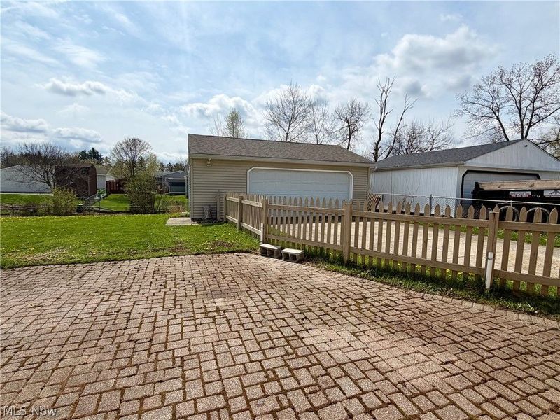 496 Crickett Road, Chardon, OH 44024 Photo 4