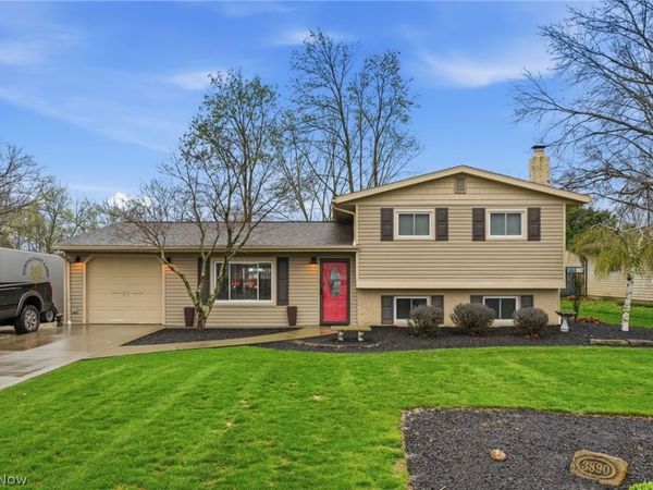 3890 Morley Drive, Kent, OH 44240