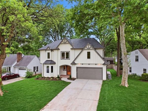 4113 W 67th Street, Prairie Village, KS 66208