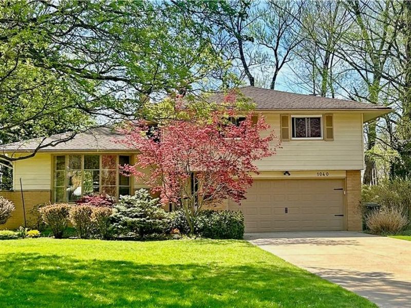 1040 Rose Boulevard, Highland Heights, OH 44143 Photo 1