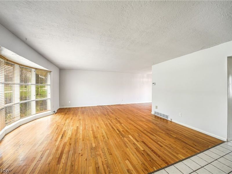 1040 Rose Boulevard, Highland Heights, OH 44143 Photo 5