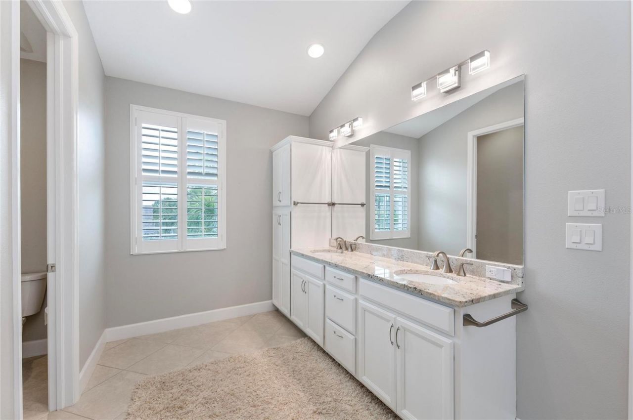 342 Castaway Cay Drive, Unit 201, Bradenton, FL 34209 Photo