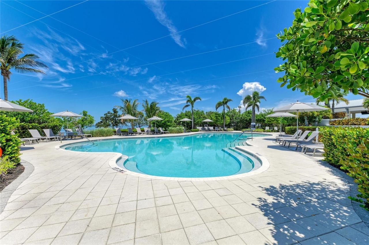 342 Castaway Cay Drive, Unit 201, Bradenton, FL 34209 Photo