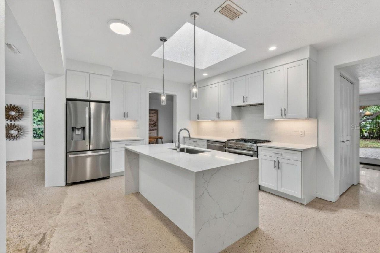 5200 14th Street Ne, Saint Petersburg, FL 33703 Photo