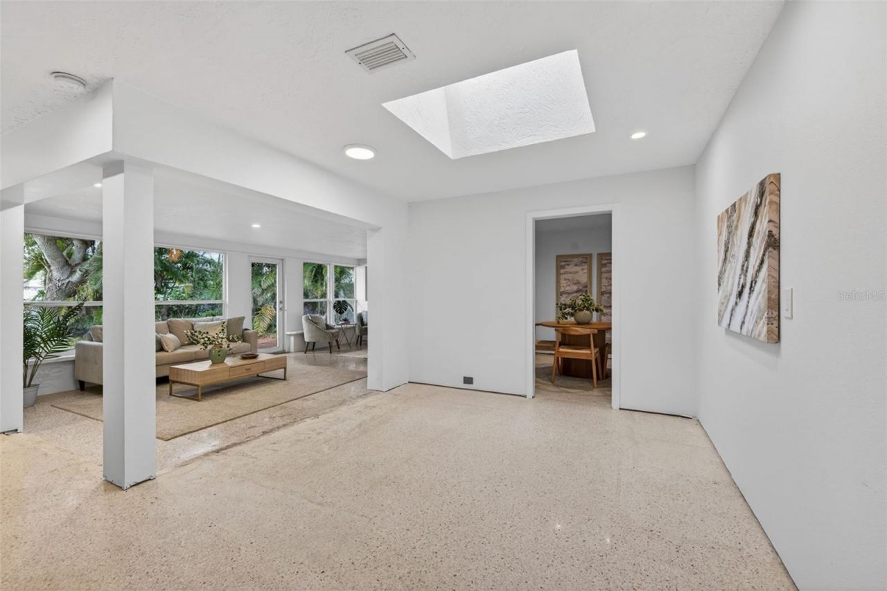 5200 14th Street Ne, Saint Petersburg, FL 33703 Photo
