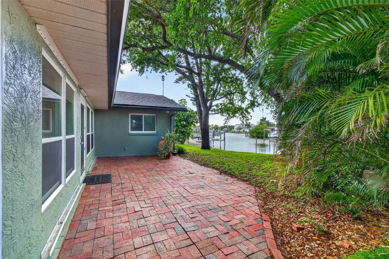 5200 14th Street Ne, Saint Petersburg, FL 33703 Photo