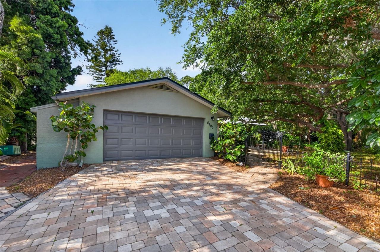 5200 14th Street Ne, Saint Petersburg, FL 33703 Photo