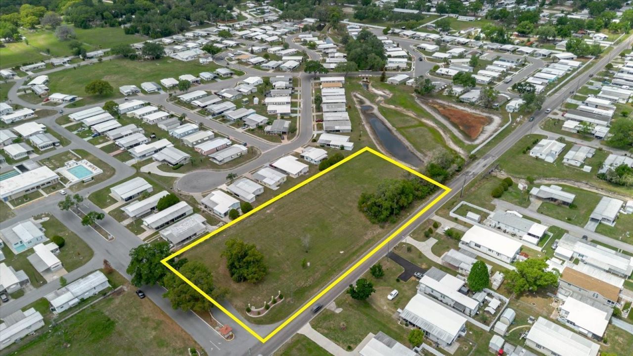 5407 Dean Dairy Rd, Zephyrhills, FL 33541 Photo
