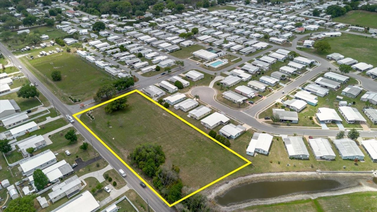 5407 Dean Dairy Rd, Zephyrhills, FL 33541 Photo